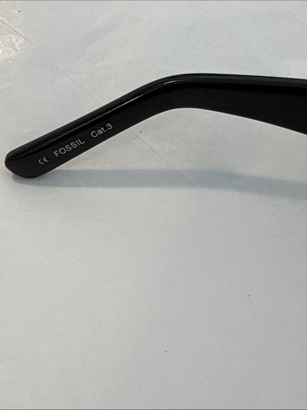 Fossil Black Sunglasses with Gradient Purple Lenses